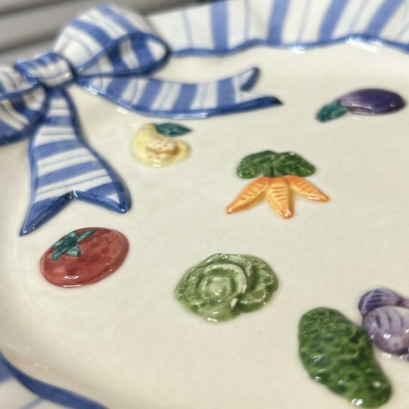 Vintage Fitz and Floyd “Petite Vegetable Bowquet” Canape Plate - Picture 5 of 12